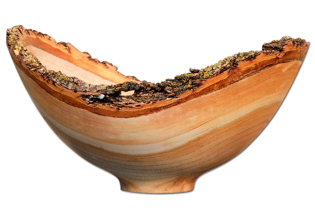 The completed natural edge bowl.